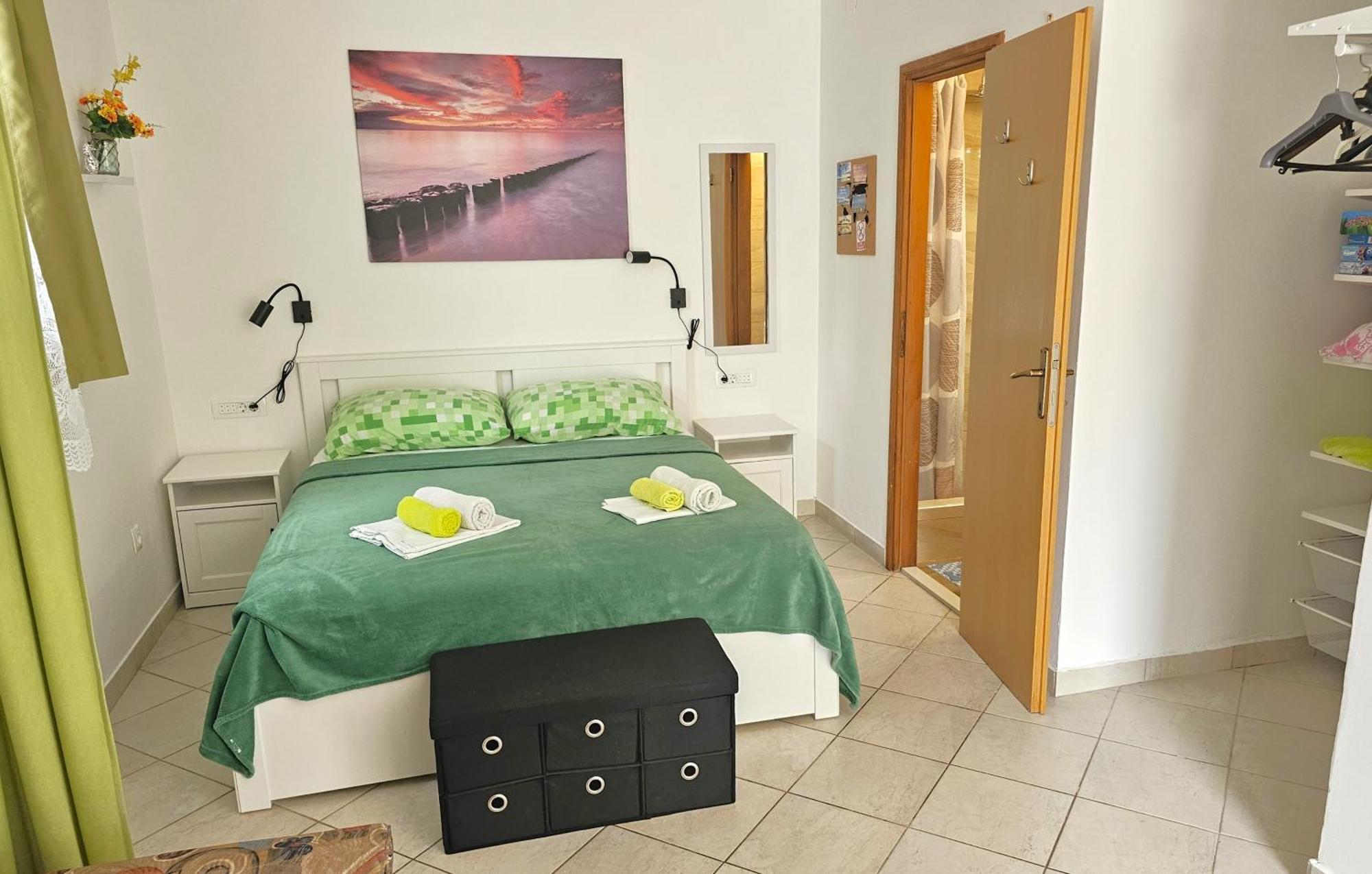 Apartments Crikvenica Megan 1 Room photo
